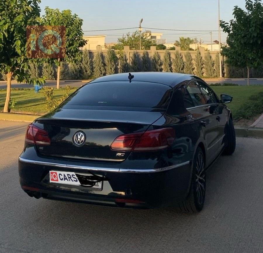 فولكسفاغن باسات CC